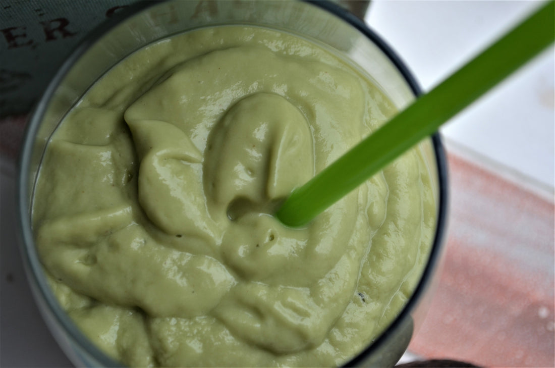 Green Monster Smoothie: The Recipe that Will Conquer Green Smoothie Fears