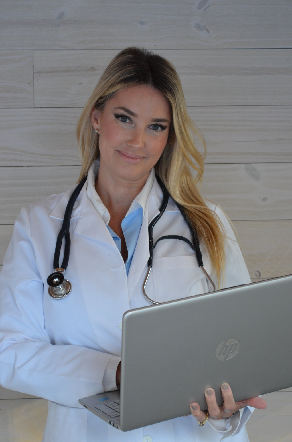 Natalie Bilinovich, MSN, APRN, CNP, Partner and COO · Dermatology at Healthful Seasons
